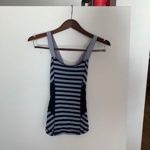 LuluLemon Workout Top